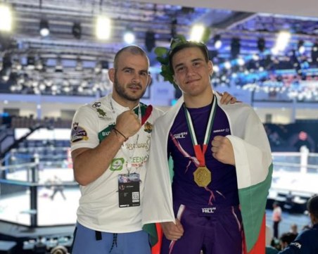 15-годишно българче спечели световната титла по ММА