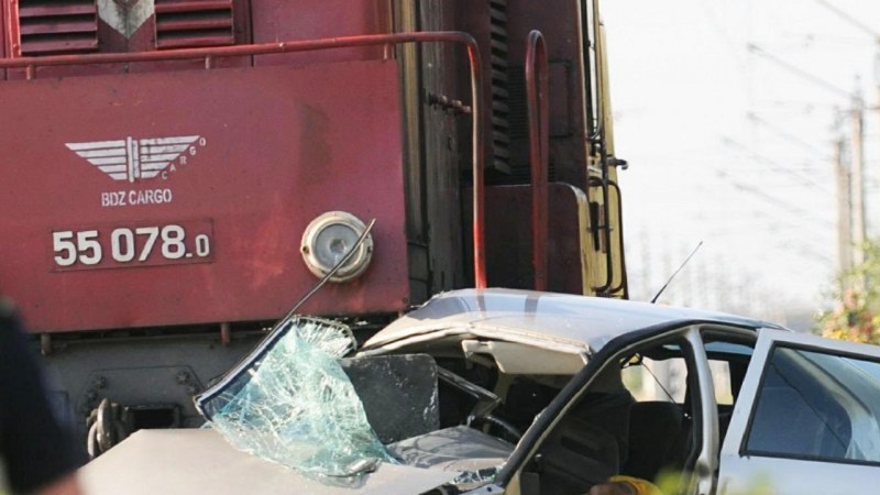 Инцидентът на железопътния прелез Русаля - Дичин край Павликени взе