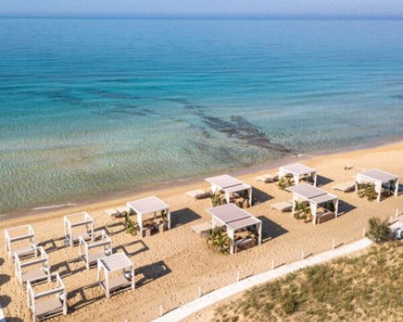 Най-скъпият плаж в Европа струва 1000 евро на ден – какво получават за тях?