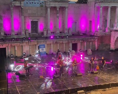 Иван Лечев на Античния: Благодаря ви пловдивчани! Върнахте ни младостта!