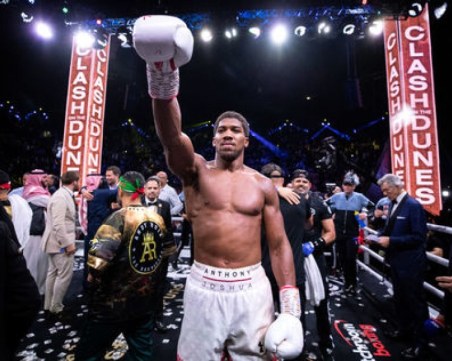 Джошуа се бие с финландец вместо с Дилиън Уайт