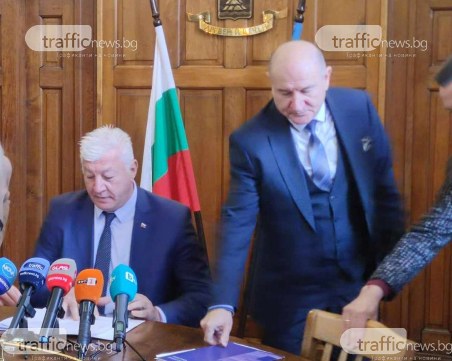 Пловдивчани масово не плащат данъците си, вдигат заплатите в Общината с 10%