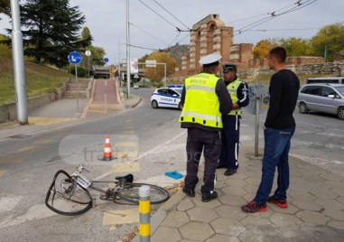 Велосипедист е в болница след катастрофа вчера в Асеновград Сигналът