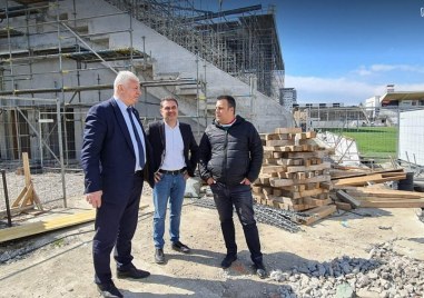 Поръчката за втория етап на строителството на стадион Локомотив за
