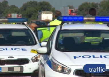 Полицаите в Бургас още днес хванаха двама шофьори според които