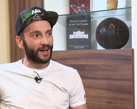 Наръганият в Скопие Драгомир: Не сме от хулиганите, по никакъв начин не сме ги провокирали