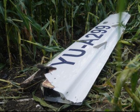 Пилот загина, след като самолет се разби край Белград