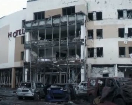 Руска ракета удари хотел в Запорожие, има жертва