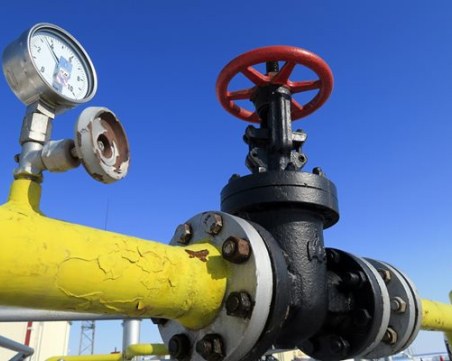 Цената на природния газ в Европа се понижи с 0,92%