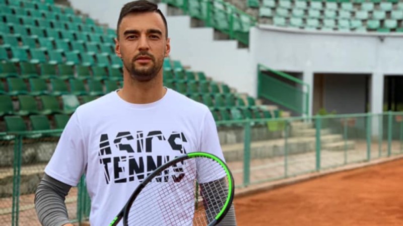 Пловдивчанинът Димитър Кузманов отпадна на четвъртфиналите на турнира по тенис на