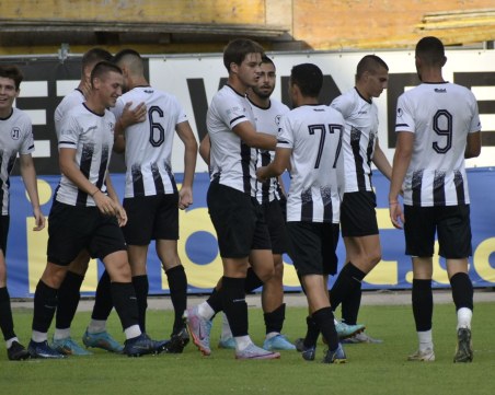 Локо 2 се справи с Ямбол