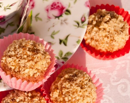 Домашни бонбони със сушени плодове и овесени ядки