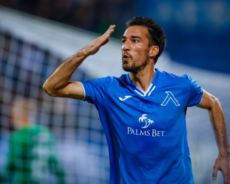 Изненадващ трансфер! Ботев Пловдив взима Ивелин Попов