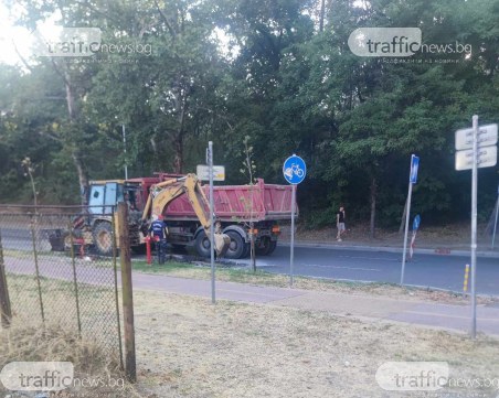 За ремонтите в Пловдив: Спука се тръба по чисто новия бул. „Копривщица”