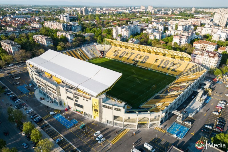 Община Пловдив сключи споразумение с БФС - Ботев и Локо няма да печелят от мачовете на националите