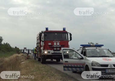 Тир с румънска регистрация и лек автомобил са се ударили