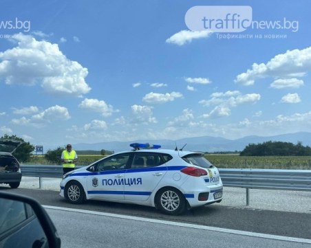 Над 2 промила: Пиян шофьор влезе в насрещното и се блъсна в микробус край Асеновград
