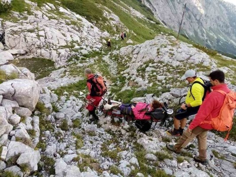 15 планински спасители от отрядите в Банско, Добринище и Разлог