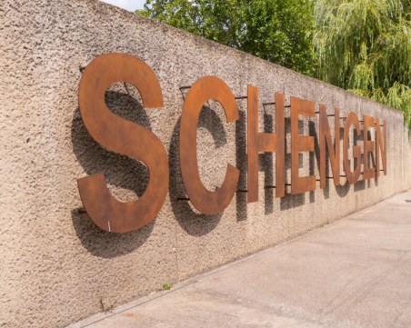 Говорителят на ЕК: Убийството на Алексей Петров не бива да влияе на влизането на България в Шенген