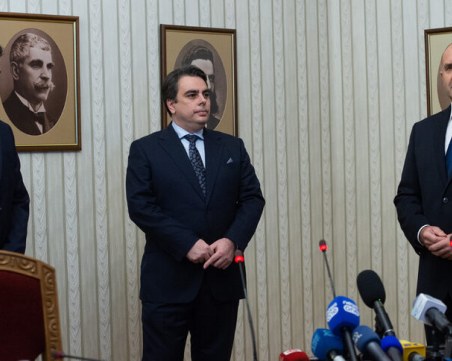 От ПП обвиниха Радев заради свързването на партията с Алексей Петров