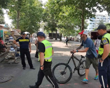 Само за уикенд: Спипаха 14 нарушители с тротинетки и велосипеди във Велинград
