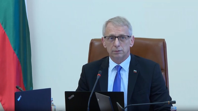 Министър-председателят акад. Николай Денков свиква съвещание с представители на МВР