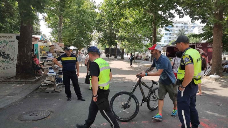 Само за уикенд: Спипаха 14 нарушители с тротинетки и велосипеди във Велинград