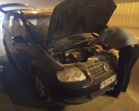 Автомобил се запали в тунела в Пловдив, размина се на косъм от инцидент