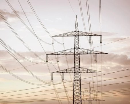 Токът за бизнеса поевтинява с близо 20% от утре