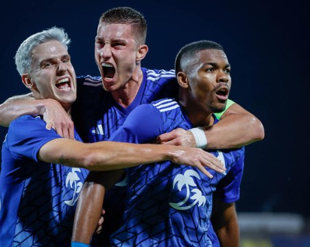 Ясни са началните часове и съдиите на Левски - Айнтрахт Франкфурт и Лудогорец - Аякс