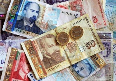 От 1 август БНБ промени таксите за услуги с банкноти