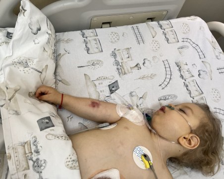 Благотворителен базар събира средства за лечение на бебе Йоана от Ягодово