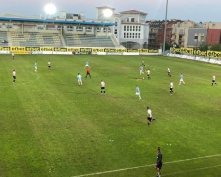 Локо 2 измъкна равенство от един от фаворитите в Трета лига