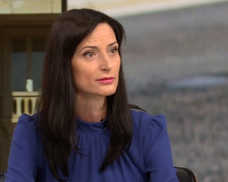 Мария Габриел: Нямаме отговор за Пепи еврото, Алексей Петров няма роля в „стъкмяването” на правителството