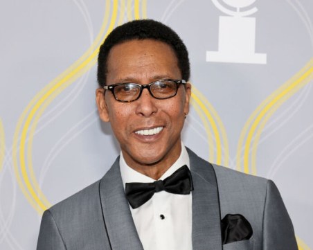 Почина актьорът Рон Сифъс Джоунс, носител на две награди 