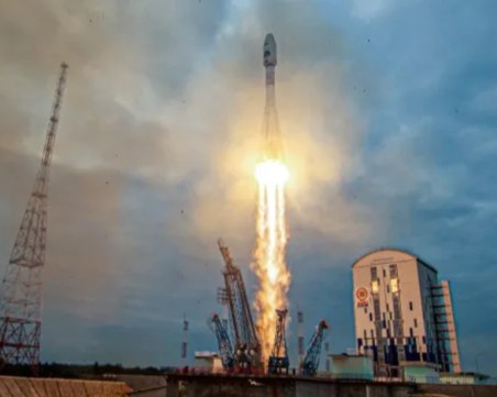 Руският космически кораб „Луна-25