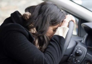 Пияна жена с отнета шофьорска книжка е задържана след гонка