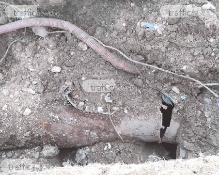 В жегите: Цял пловдивски квартал остана на сухо заради авария