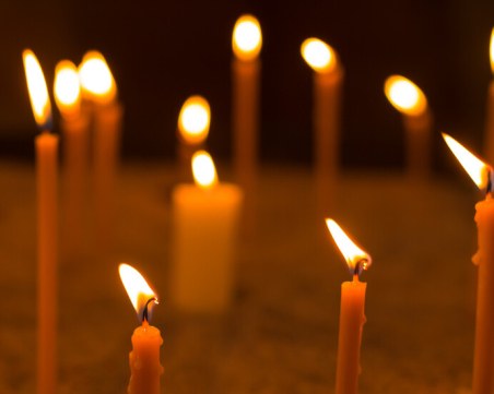 Обявиха 28 август за ден на траур в Габрово, за загиналите в катастрофа фенове на 