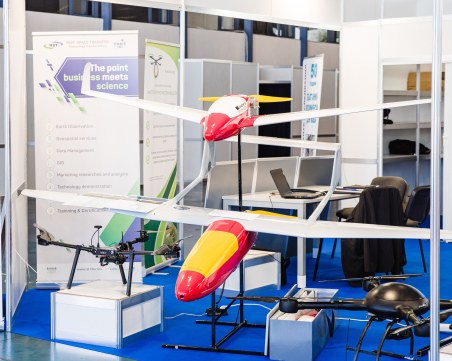 Показват различни видове дронове на Панаира в Пловдив