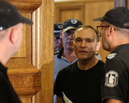 Божков отрече за контакти с Пригожин: Правосъдие в България още няма, има бухалки