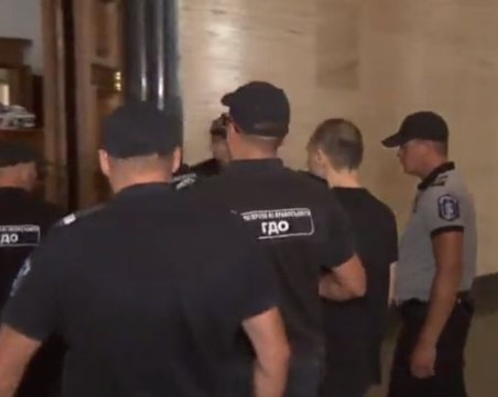 Васил Божков пристигна в Софийския градски съд