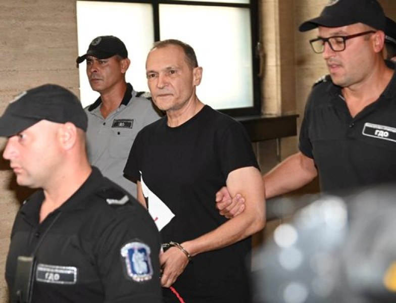 Съдът: Божков е опитал да изнасили жена, отказала му подкуп! Остава в ареста!