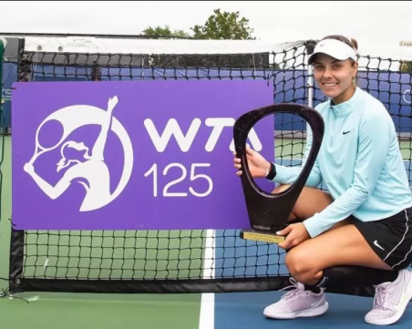 Виктория Томова триумфира с титла в САЩ