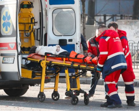 Двама души загинаха след ракетна атака в Украйна