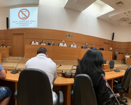 Съветник към Зико: Режете главата на новия кмет! Димитров: Няма фалирала община