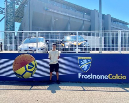 Синът на пловдивската футболна легенда Гено Добревски подписа с отбор от Серия 