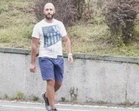 Тригодишно дете пада от петия етаж, мъж го хваща като по чудо