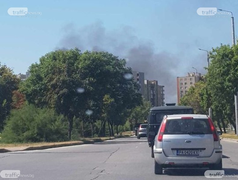 Пластмасов контейнер с боклуци пламна в Тракия
