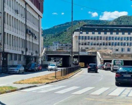 Задимяване в Асеновград заради пожарите в Родопите